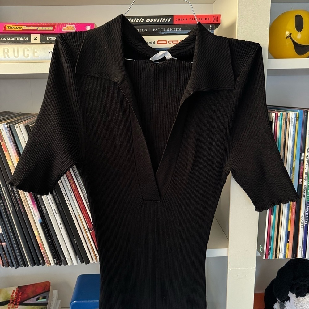 Good American Black Ribbed Short Sleeve Polo Stretch Knit Sweater Midi Dress - Picture 4 of 6